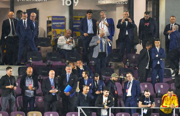 Cadrul revoltător surprins de camerele TV imediat după dezastrul cu Muntenegru! Ce făceau oficialii FRF