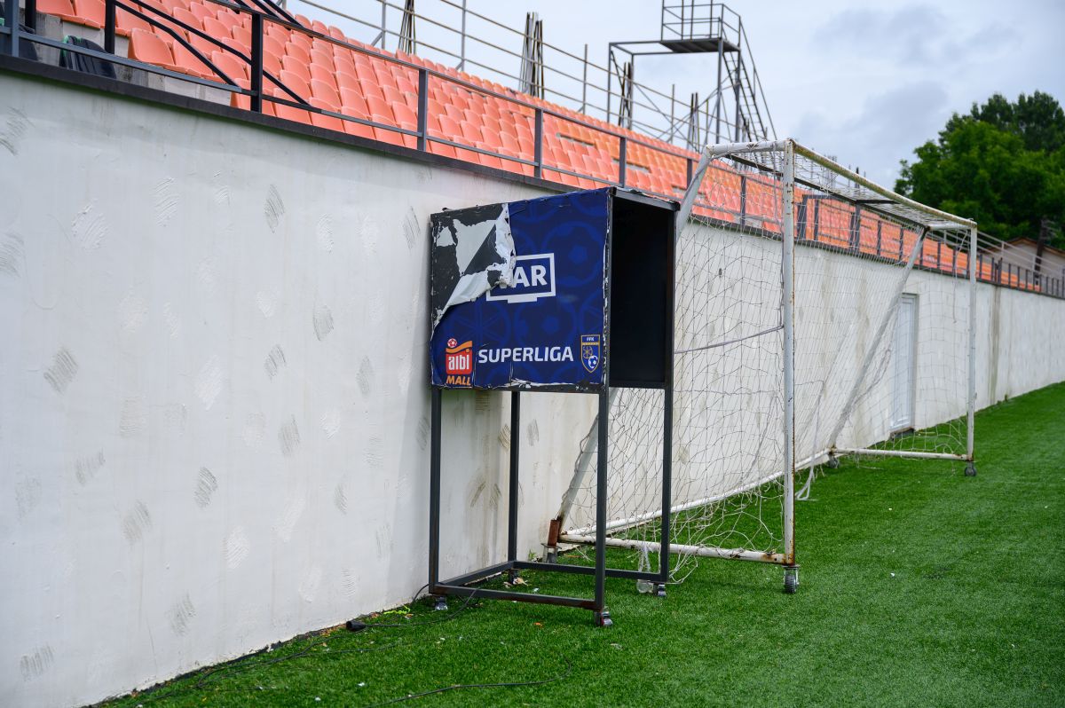 Stadionul lui FC Ballkani din Suhareka, Kosovo (foto: Raed Krishan/GSP)