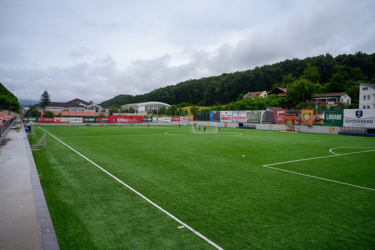 Stadionul lui FC Ballkani din Suhareka, Kosovo (foto: Raed Krishan/GSP)