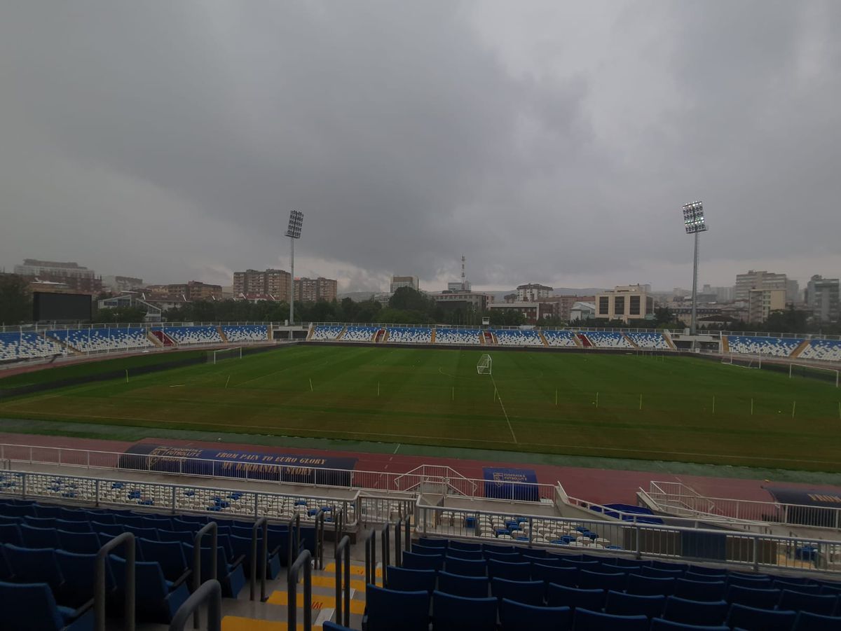 Antrenamentul oficial dinainte de Kosovo - România, amânat un sfert de oră