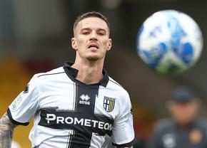 Dennis Man a intrat după pauză și a fost singura rezervă schimbată la Parma