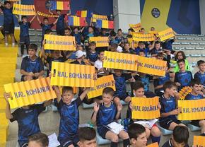 Emil Săndoi admite o greșeală înainte de Euro 2023: „Am fost puțin dezechilibrați!” + cine e idolul micilor fani