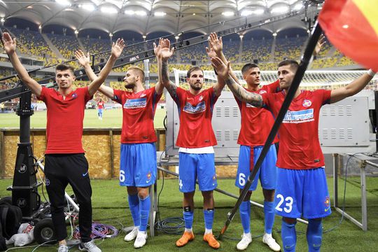 Mihai Bălașa în centrul imaginii, pe când juca la FCSB. Foto: Imago Images