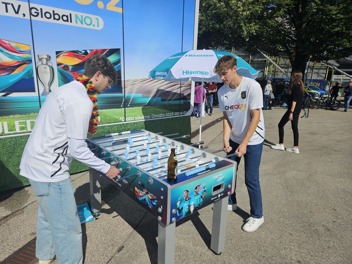 Cum se trăiește pregătirea unui meci la Fan Zone Munchen - imagini de colecție