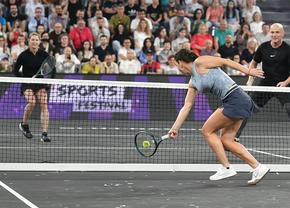 Tenis de poveste, cu 32 de titluri de Grand Slam pe teren » Cele mai tari momente de la Cluj: „sosia” lui Agassi și propunerea americanului