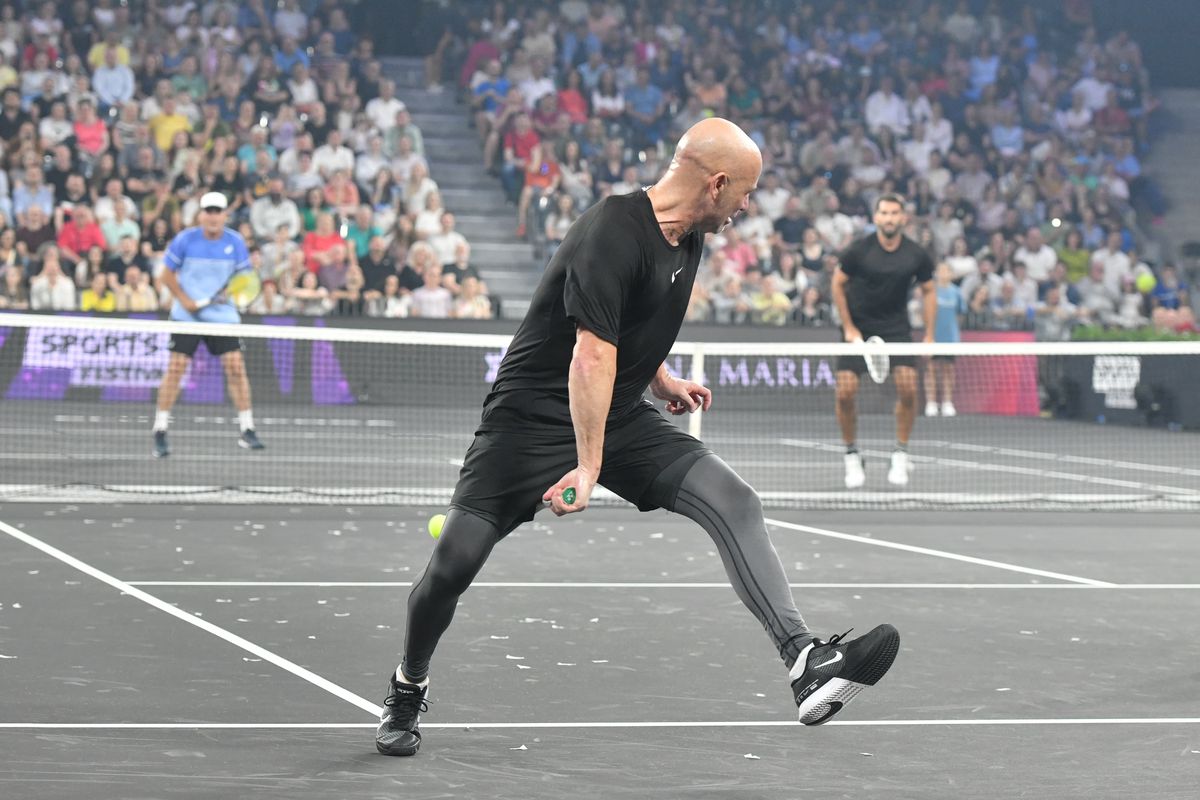 Steffi Graf şi Andre Agassi au venit în România pentru meciul cu Simona Halep