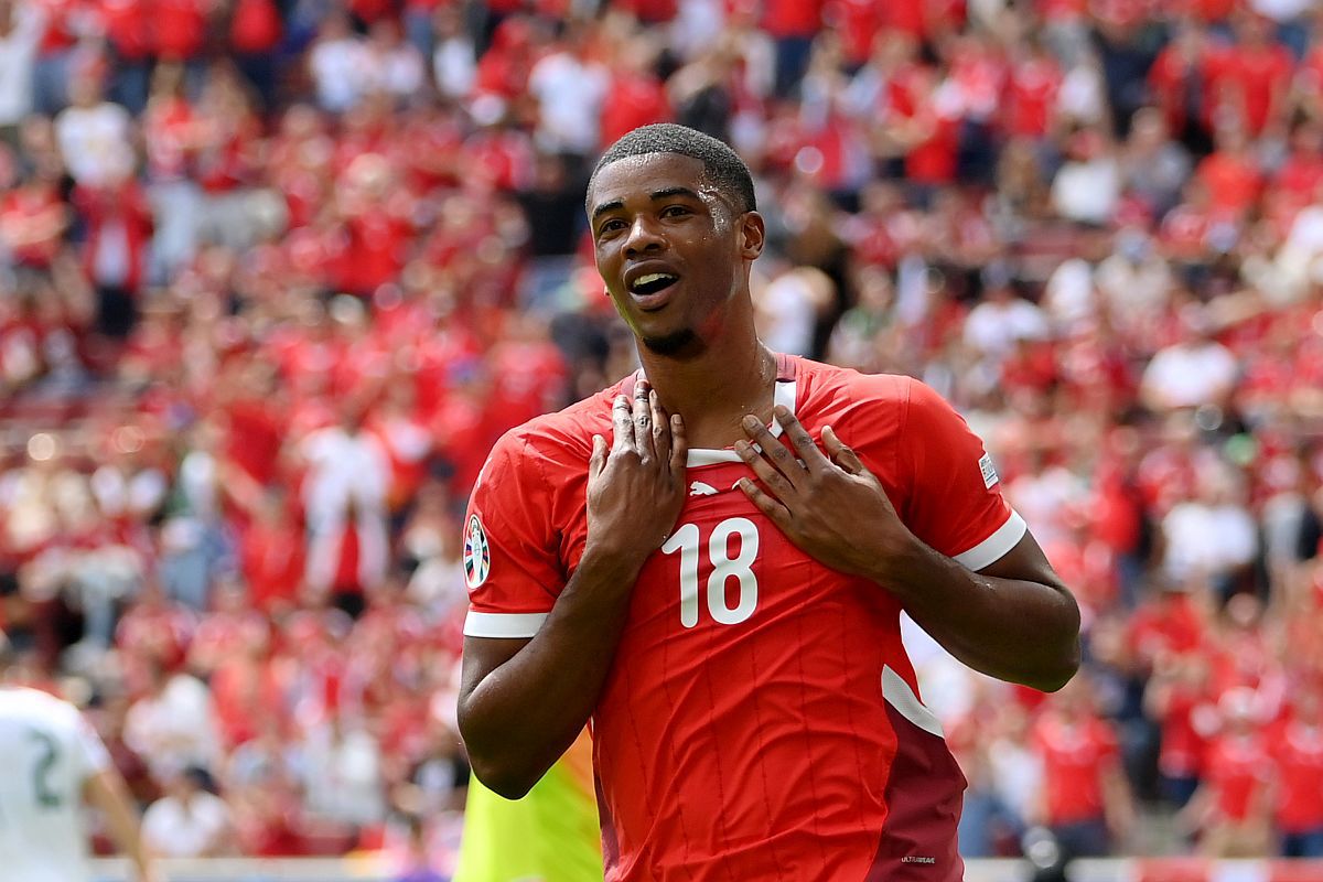 3 idei după Ungaria - Elveția » Și-a amintit de meciurile cu România, copleșiți de „marea” roșie + premieră pentru „Nati” la Campionatele Europene!