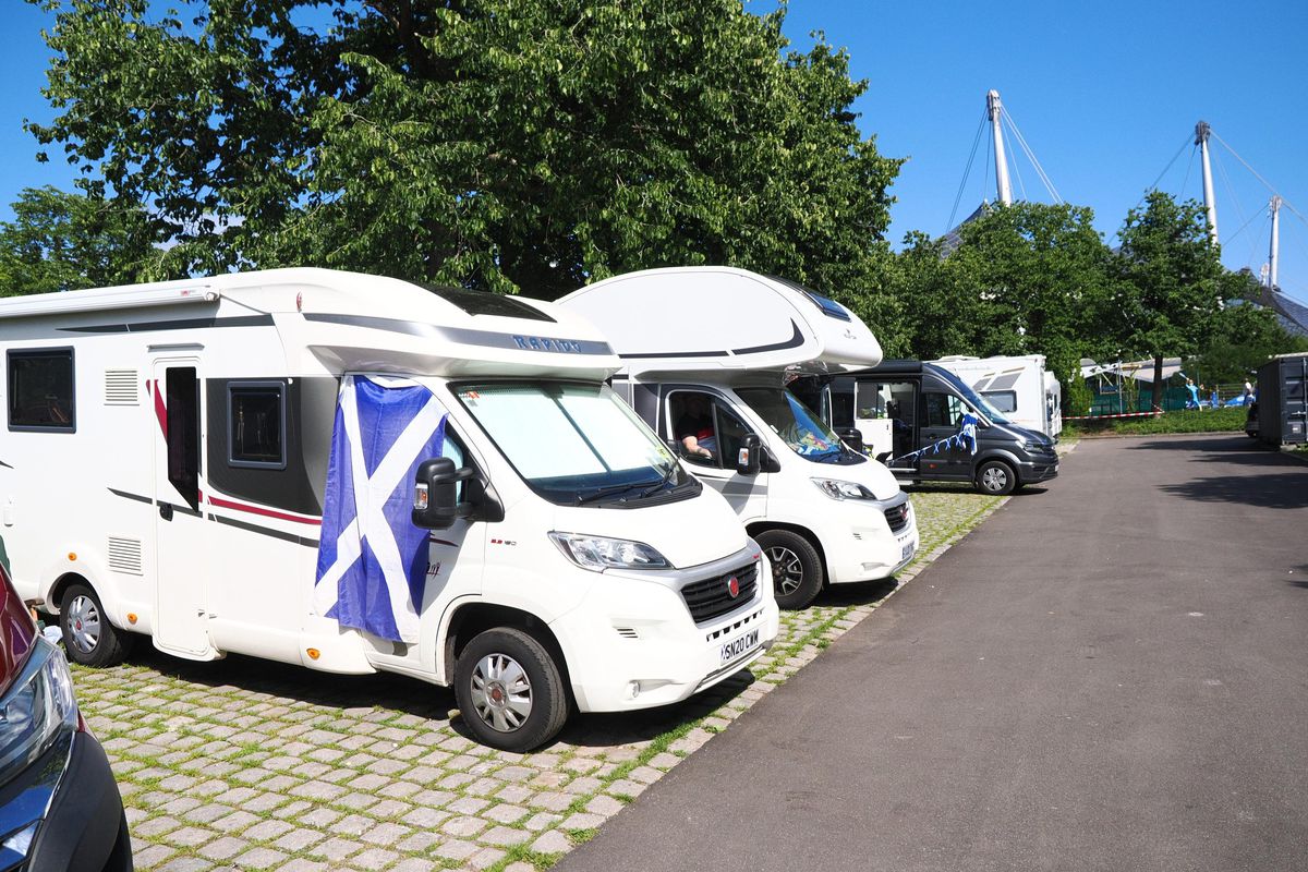 Cum se trăiește pregătirea unui meci la Fan Zone Munchen - imagini de colecție