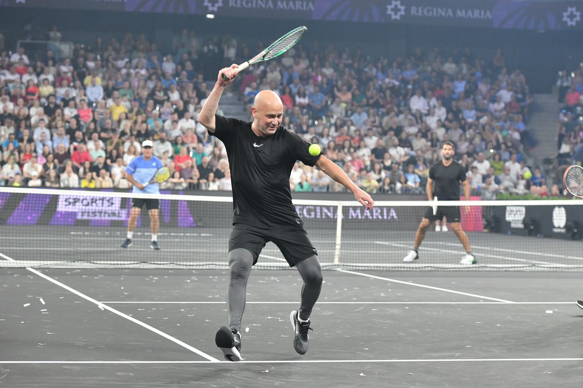 Steffi Graf şi Andre Agassi au produs magie la Cluj! Simona Halep a revenit pe teren într-o seară pentru istoria tenisului românesc » Toate detaliile de la corespondenții GSP