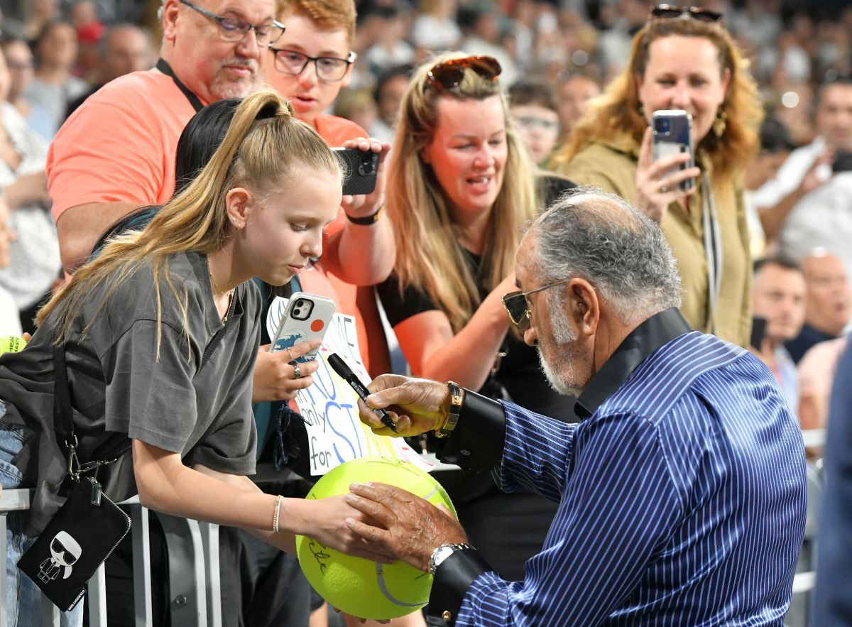 Steffi Graf şi Andre Agassi au venit în România pentru meciul cu Simona Halep