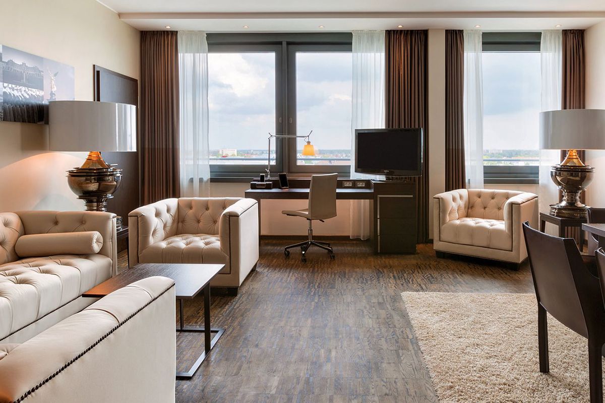 Iordănescu, pe urmele lui Nagelsmann » Echipa națională se va caza la München în hotelul unde au stat starurile de sute de milioane de euro ale Germaniei