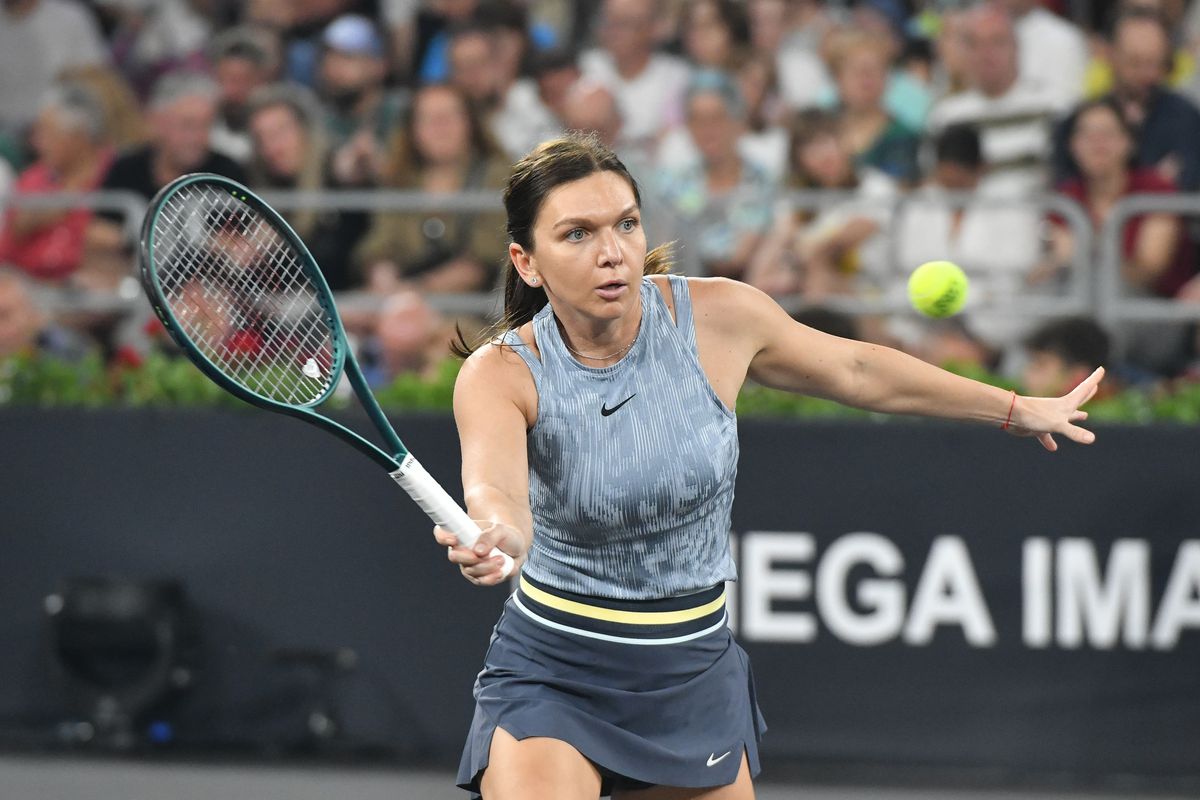 Steffi Graf şi Andre Agassi au produs magie la Cluj! Simona Halep a revenit pe teren într-o seară pentru istoria tenisului românesc » Toate detaliile de la corespondenții GSP