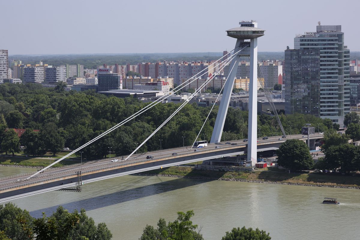 Un contrast frapant! Concluzii după o săptămână în Bratislava: prețuri, trafic + care este asemănarea neașteptată cu Bucureștiul