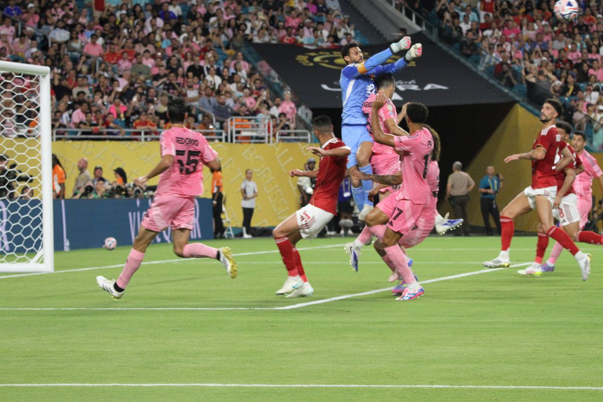 Lionel Messi și Luis Suarez au deschis Campionatul Mondial al Cluburilor » Ceremonia a fost impresionantă