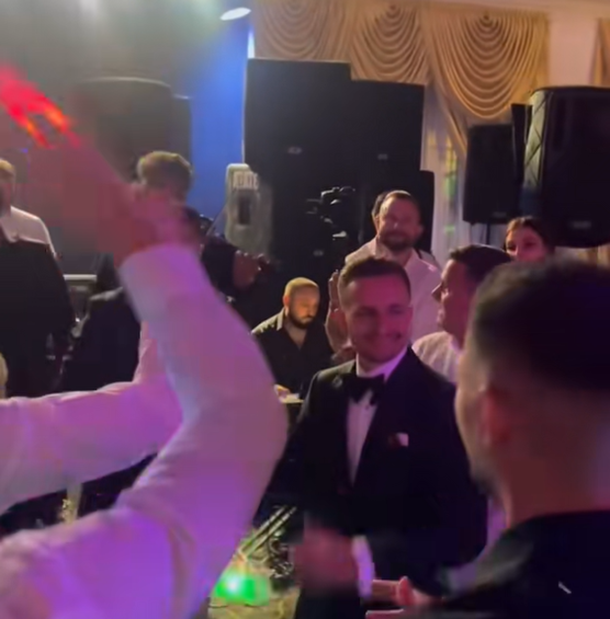 Marius Ștefănescu s-a căsătorit, sâmbătă, la Caracal » Un singur coechipier de la FCSB zărit la eveniment