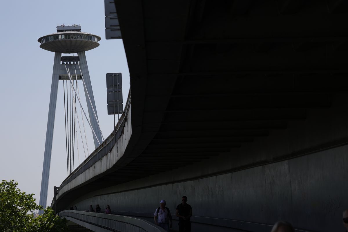 Un contrast frapant! Concluzii după o săptămână în Bratislava: prețuri, trafic + care este asemănarea neașteptată cu Bucureștiul