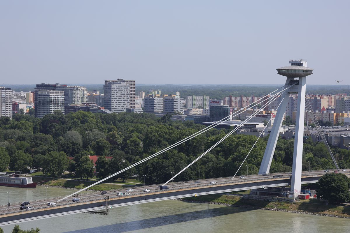 Un contrast frapant! Concluzii după o săptămână în Bratislava: prețuri, trafic + care este asemănarea neașteptată cu Bucureștiul