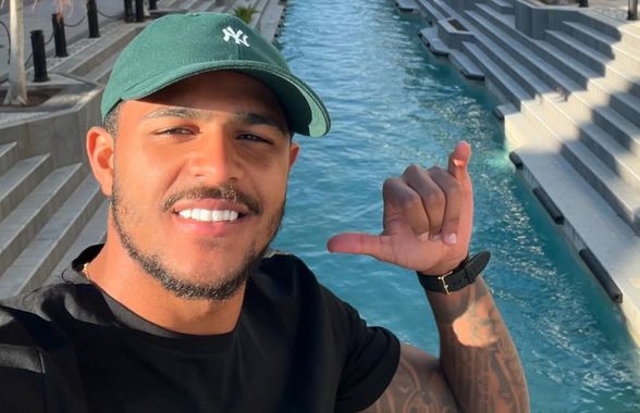 Brazilianul de la FC Argeș a ajuns idol în orașul natal! A fost pictat pe o clădire