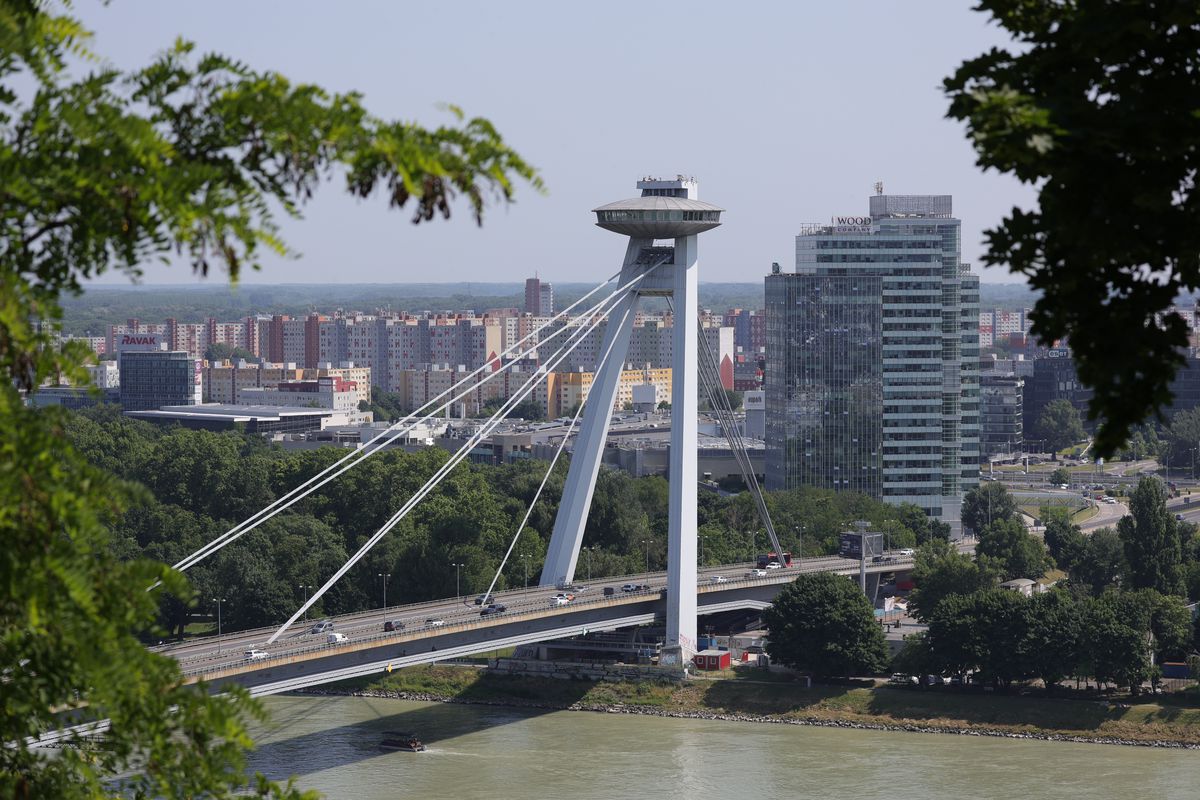 Un contrast frapant! Concluzii după o săptămână în Bratislava: prețuri, trafic + care este asemănarea neașteptată cu Bucureștiul