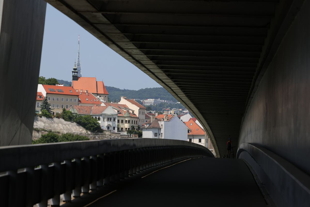 Un contrast frapant! Concluzii după o săptămână în Bratislava: prețuri, trafic + care este asemănarea neașteptată cu Bucureștiul