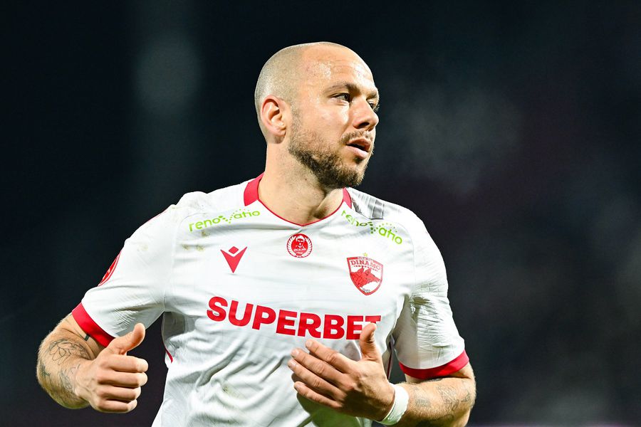 Patrick Olsen vrea să plece de la Dinamo. Foto: Imago Câți bani primește Dinamo în schimbul lui Patrick Olsen
