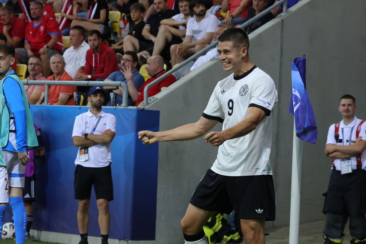 Un siciliano vero pe banca nemților » Povestea mai puțin cunoscută a selecționerului de la EURO: născut din „Gastarbeiter”, programul Germaniei de Vest