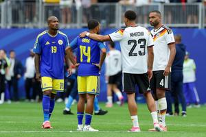 Scenă neobișnuită la final! » Ce au făcut jucătorii germani și cei din Curacao