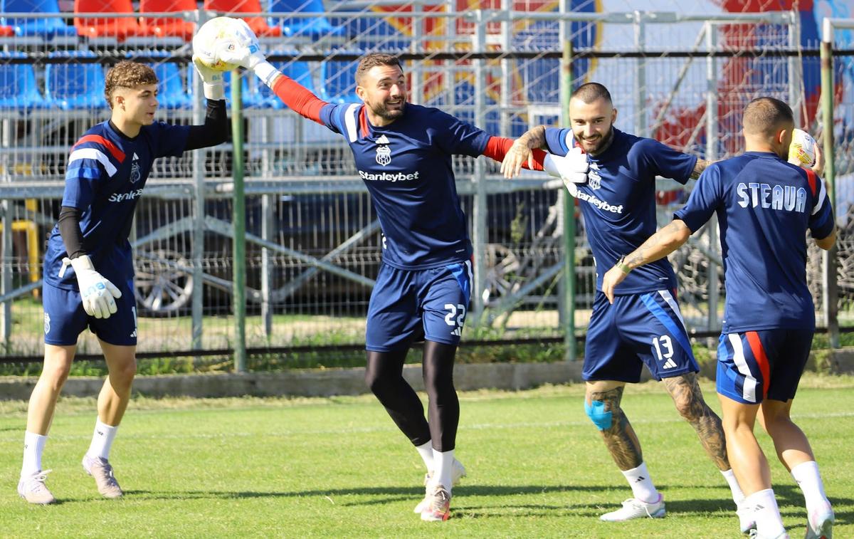 Adi Popa a plecat de la Steaua » Alte 8 despărțiri
