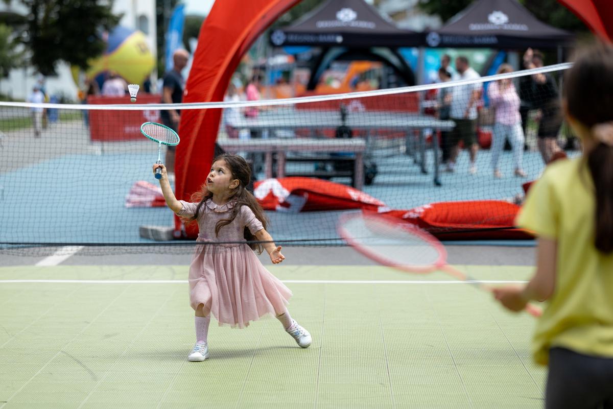 Peste 15.000 de participanți la prima ediție Sport Arena Streetball Sibiu » Cine sunt câștigătorii de anul acesta