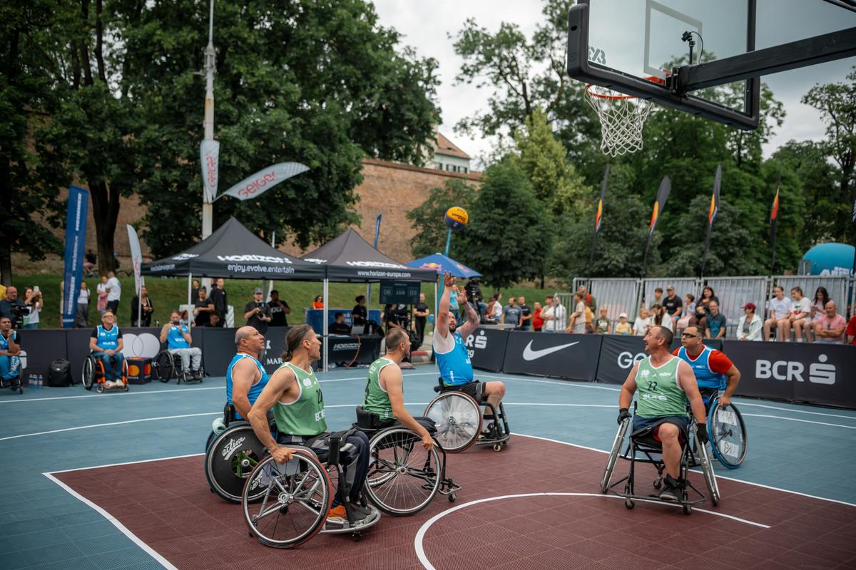 Peste 15.000 de participanți la prima ediție Sport Arena Streetball Sibiu » Cine sunt câștigătorii de anul acesta
