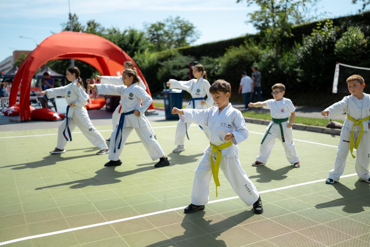 Peste 15.000 de participanți la prima ediție Sport Arena Streetball Sibiu » Cine sunt câștigătorii de anul acesta
