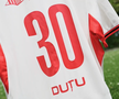 Dinamo și-a prezentat echipamentul cu noua siglă pentru sezonul viitor!