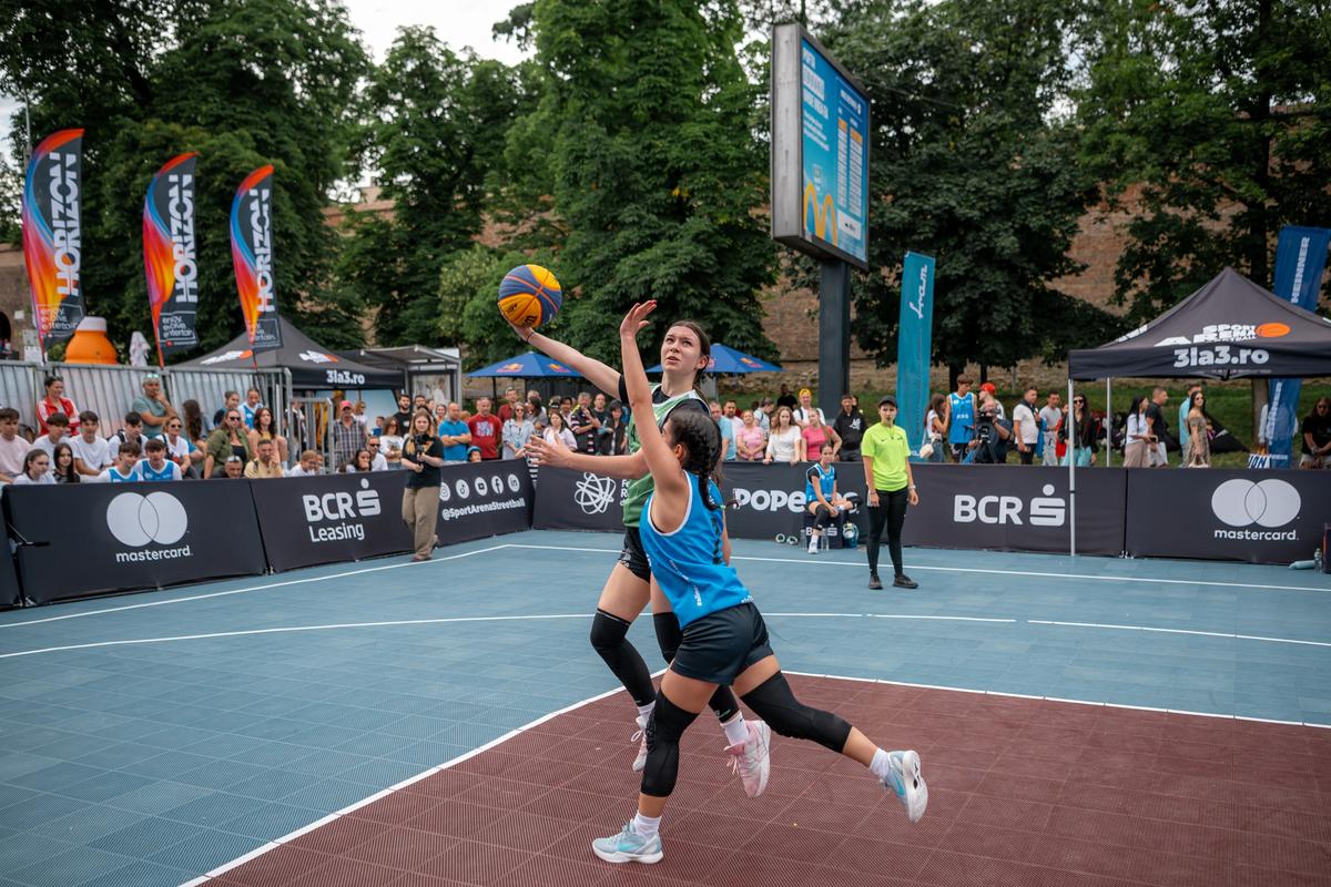 Peste 15.000 de participanți la prima ediție Sport Arena Streetball Sibiu » Cine sunt câștigătorii de anul acesta