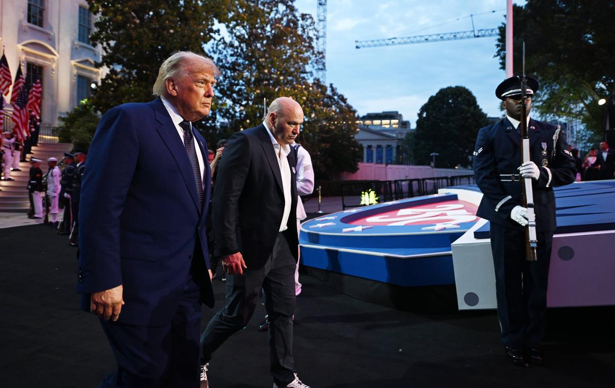 Donald Trump - gala UFC Casa Albă