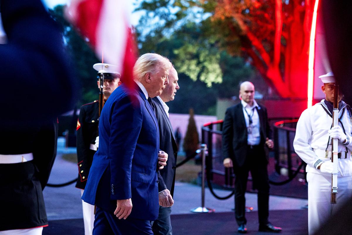 În timp ce Suedia o zdrobea pe Tunisia, Zlatan Ibrahimovic era alături de Donald Trump
