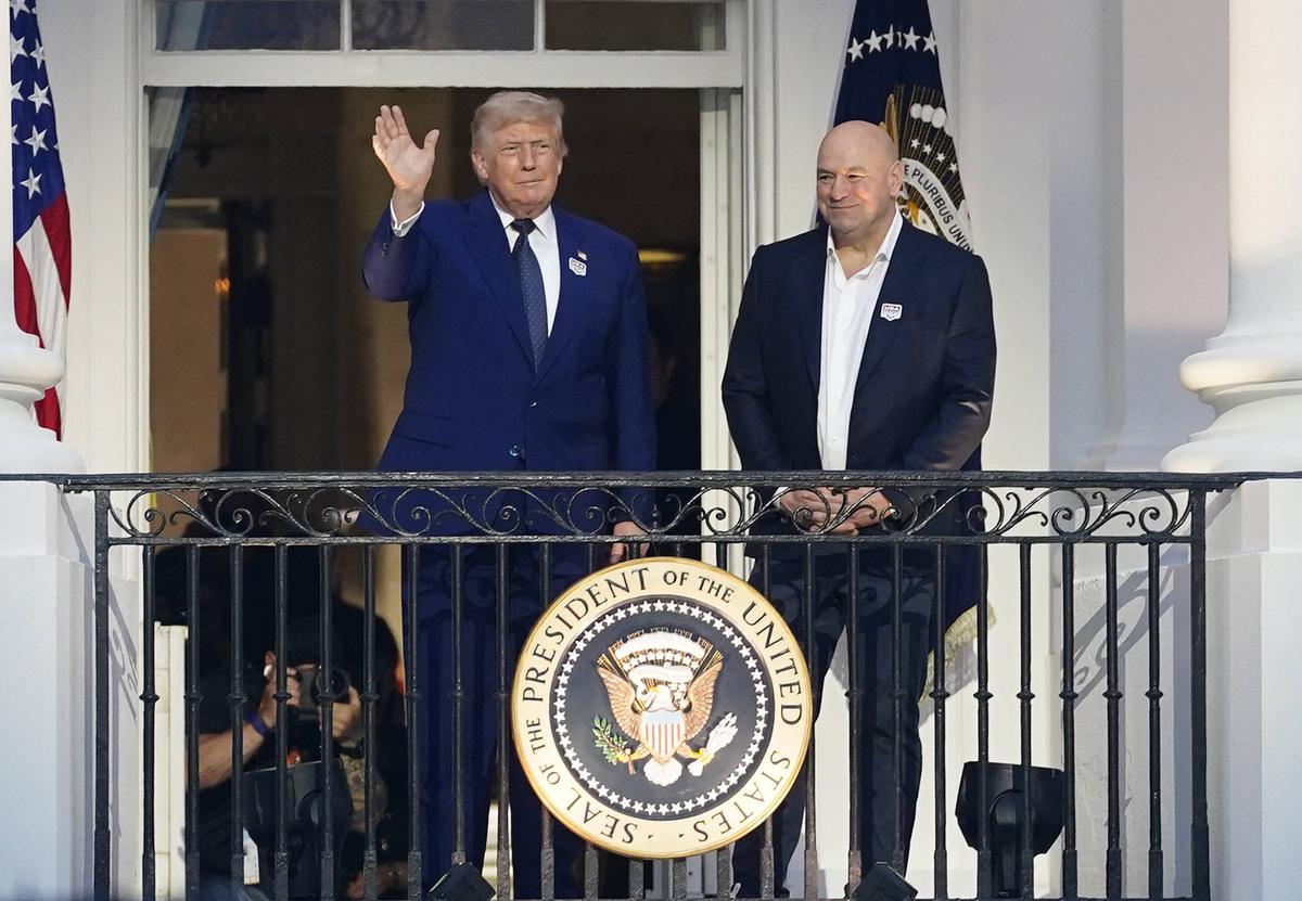 În timp ce Suedia o zdrobea pe Tunisia, Zlatan Ibrahimovic era alături de Donald Trump