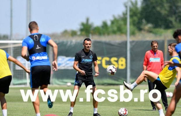 GALERIE FOTO. Imagini de la primul antrenament sub comanda lui Toni Petrea. Ce făcea Pintilii