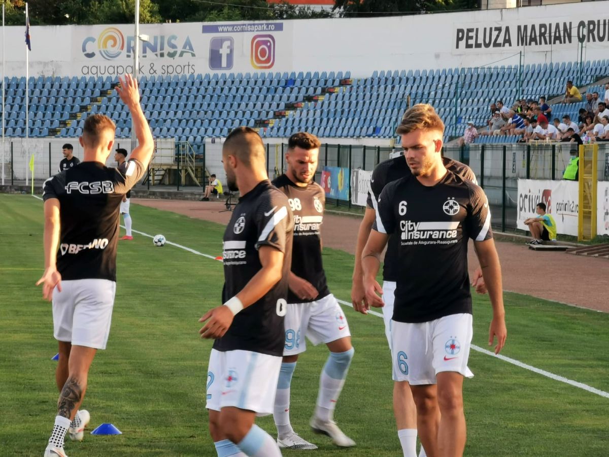 FC Botoșani - FCSB 0-0 » Șumudică doarme liniștit! Vicecampioana se încurcă pe terenul victimei favorite