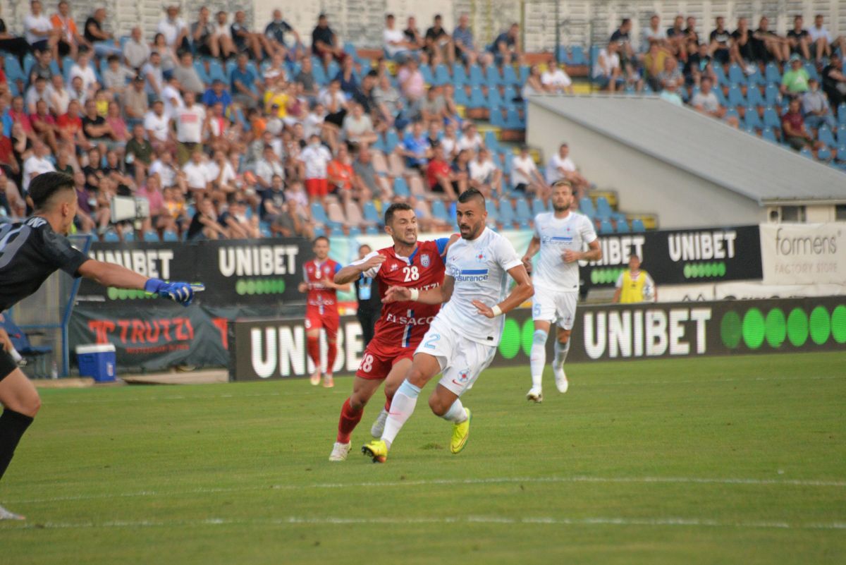 FC Botoșani - FCSB 0-0 » Șumudică doarme liniștit! Vicecampioana se încurcă pe terenul victimei favorite