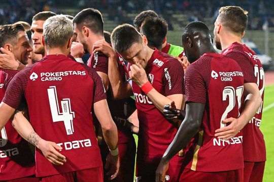 Dan Petrescu (54 de ani) se plânge de probleme de lot, înaintea derby-ului „feroviar” dintre CFR Cluj și Rapid.