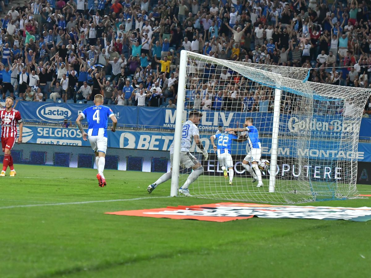 CSU Craiova - Sepsi, în prima etapă din Liga 1 » FOTO: Facebook @UCVOficial