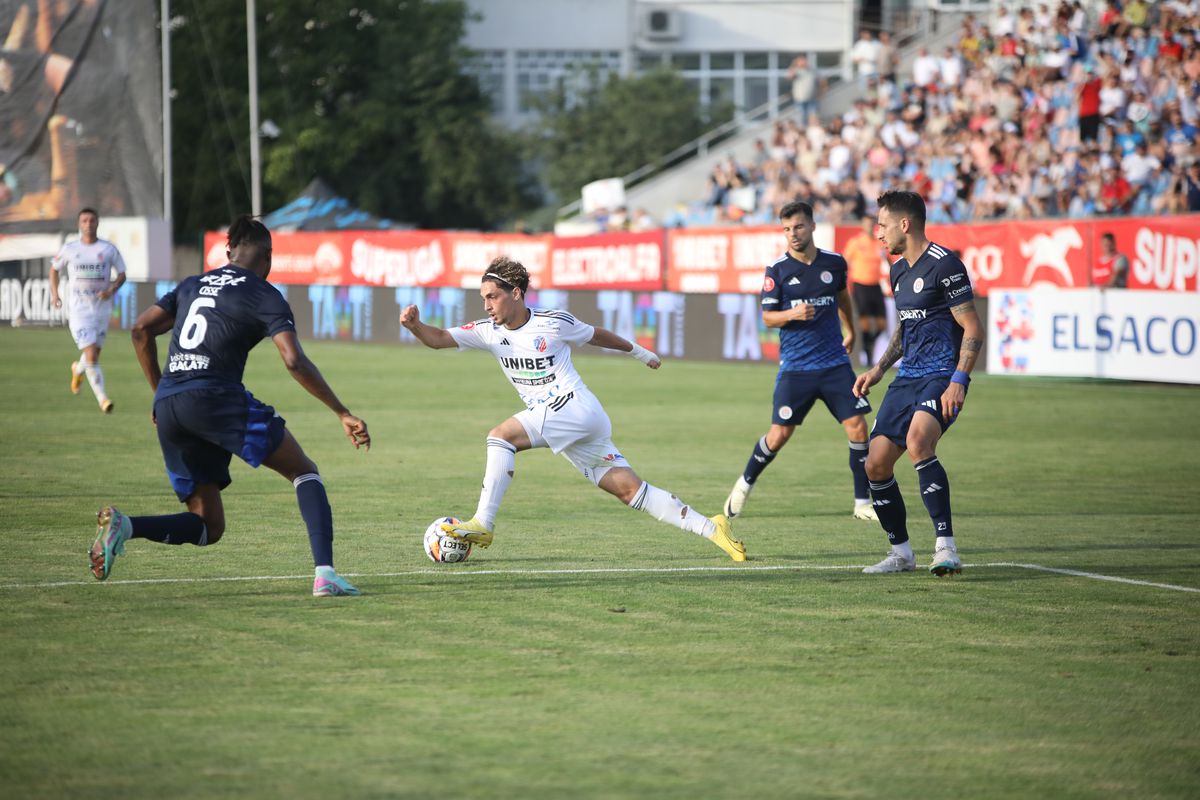 Spectacol TOTAL în Botoșani - Oțelul Galați! Cinci goluri și două răsturnări de scor în derby-ul Moldvei