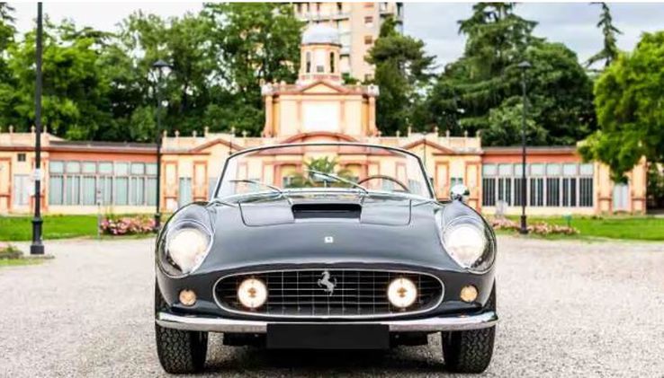 Așa arată Ferrari 250 GT SWB California Spider, pe care îl vinde Michael Ballack / Foto: Sotheby's