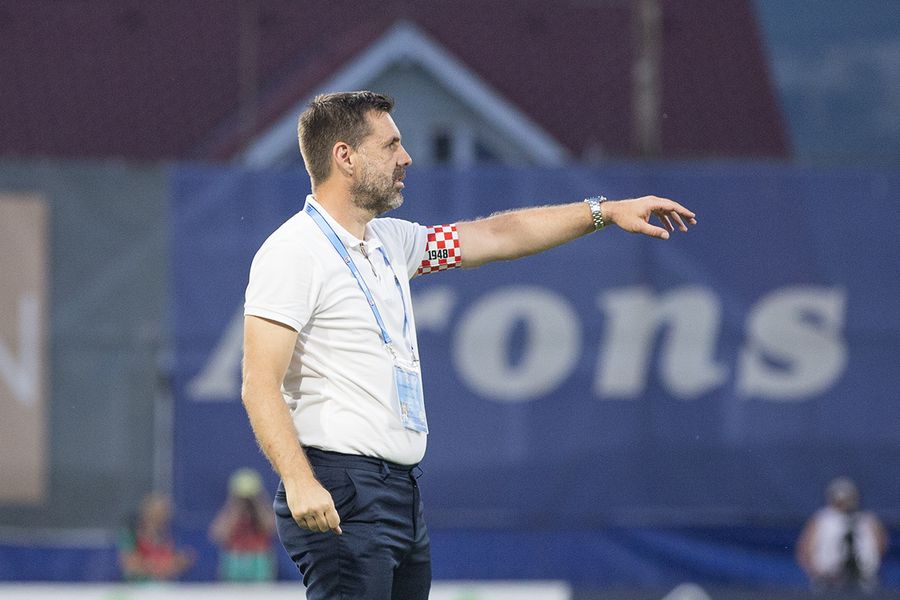 Fotbalul învinge gradele » Ce nu s-a văzut la TV în CFR Cluj - Dinamo, din prima etapă a Superligii