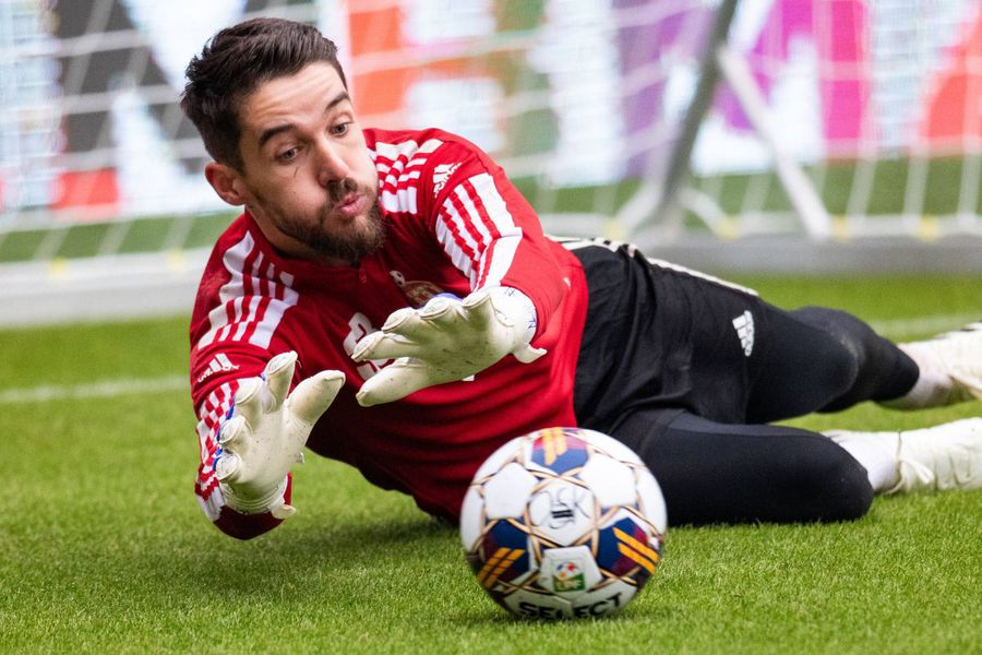 Roland Niczuly/ foto Imago Images Jucătorul cu 238 de meciuri în Superliga și 4 trofee se află într-o situație ireală » Sparring partner pe sute de mii de euro