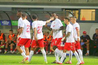 Basarab Panduru a râs de un detaliu observat la noua achiziție a lui Dinamo: „Ești la padel? Ai văzut la Benzema și faci și tu?”