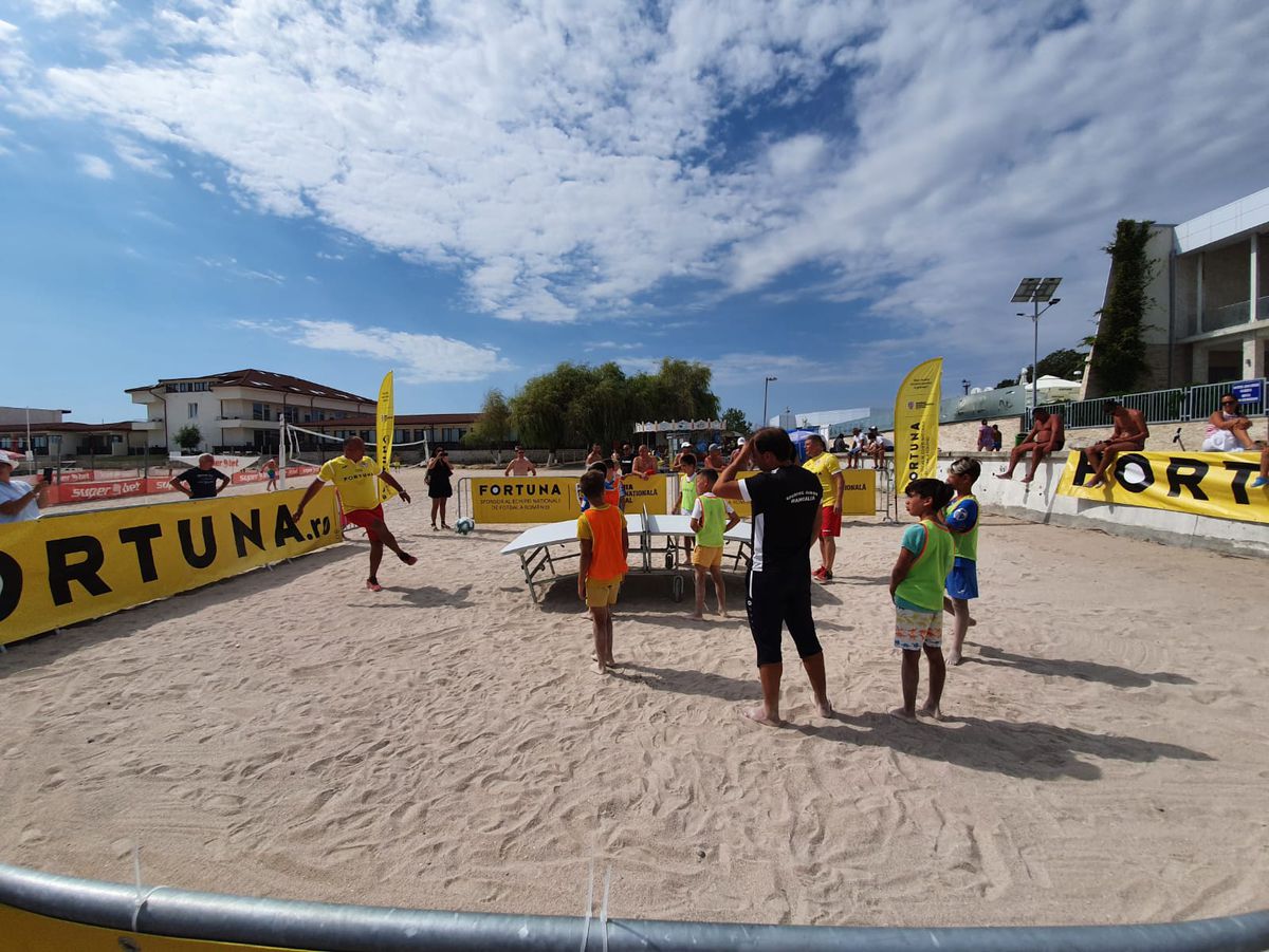 Prunea și Selymes pe litoral, la Teqball