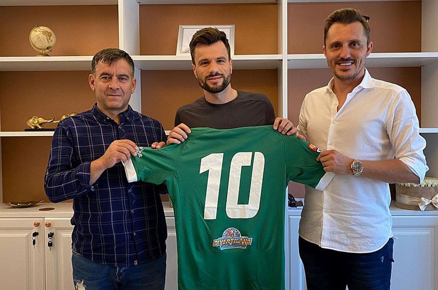 Transfer spectaculos în B! Un fost golgeter din Liga 1 s-a întors în România și a semnat cu o candidată la promovare