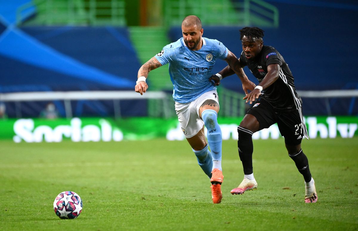 VIDEO + FOTO Kyle Walker, repriză de coșmar în Manchester City - Lyon! La un pas de autogol + gafă la golul francezilor
