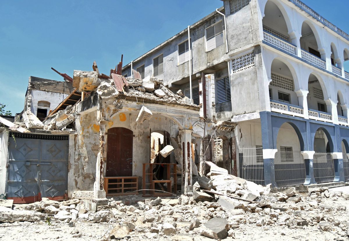 Imagini din Iad! Cutremur de 7,2 în Haiti: peste 300 de oameni au murit
